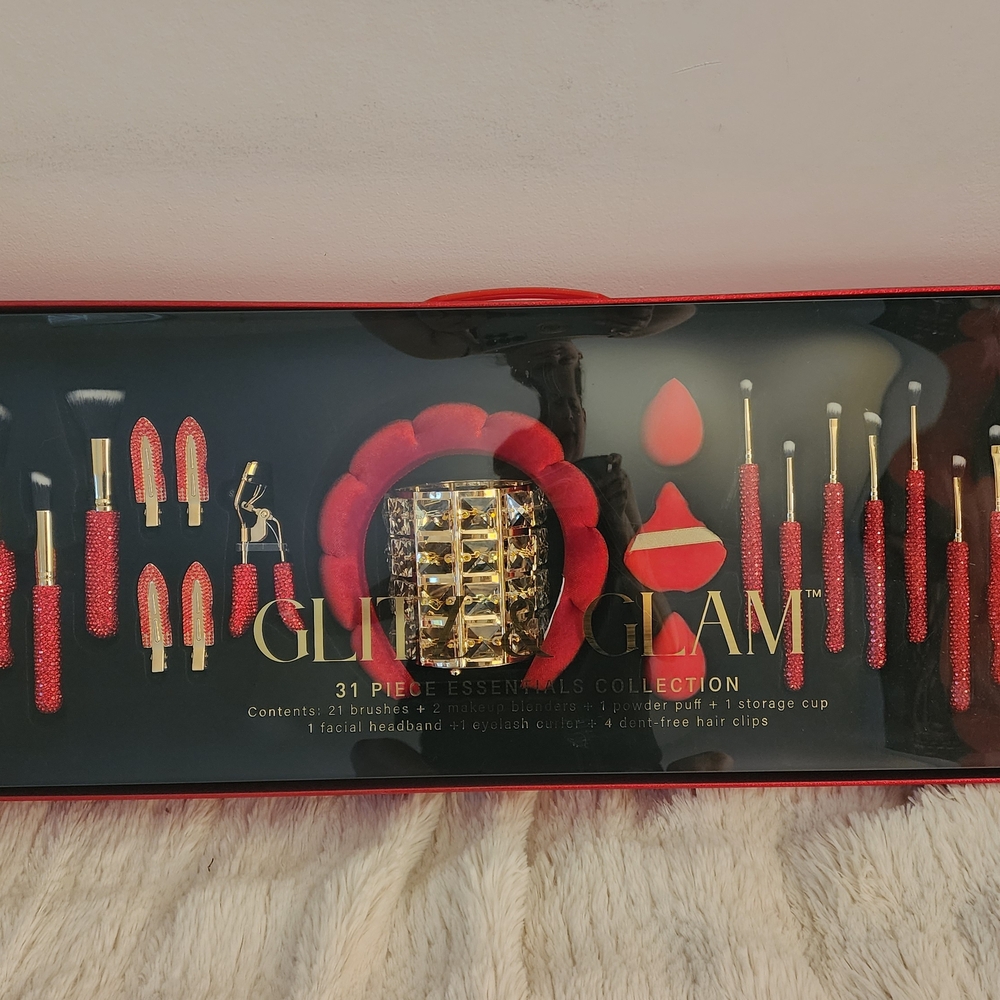 Red Glitter Makeup Brush Set